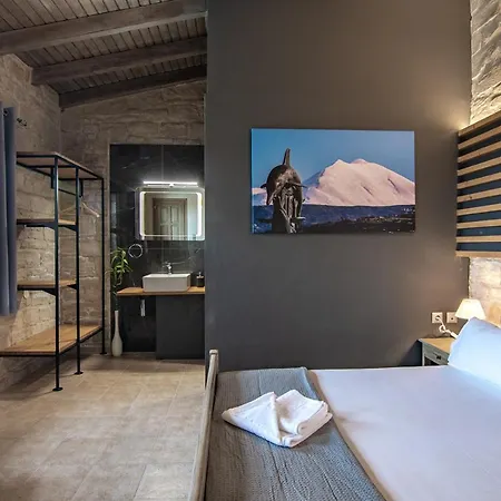 Alexandros Villa
