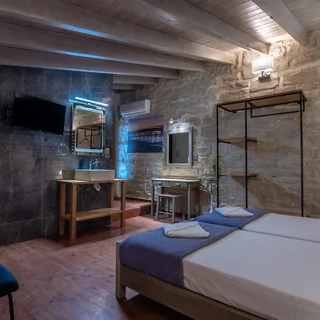 Villa Alexandros *